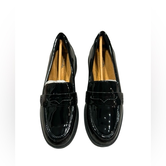 🖤NWT! CLARKS! TIKTOK TRENDING! BLACK PATENT LOAFERS! “WESTLYNN AYLA” 🖤 - Picture 14 of 16